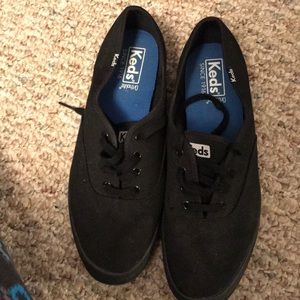 Black Keds
